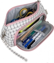 Dvokrilna pernica Maaleo