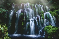 Ravensburger puzzle Waterfall Retreat Bali 3000 dijelova