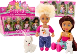 Mini lutkica s dugom kosom i životinjicom u šarenoj odjeći