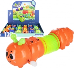Navijena gusjenica – plastična pokretna igračka 14 cm