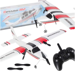 RC airplane Cessna 182 Trainstar 2.4 GHz – dual motor and lightweight EPE foam