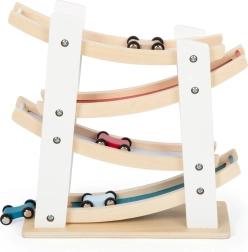 Drvena kaskadna trkaća staza