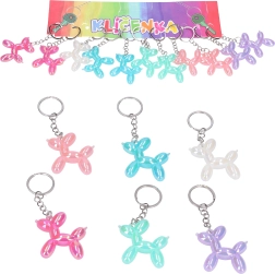 Privjesak pas u različitim bojama