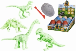 Iskopina set s dinosaurovom kosti u jajetu