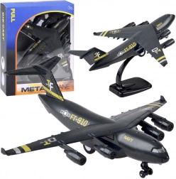 Vojni transportni avion s efektima