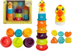 Edukativna piramida za djecu s čašicama i pačićem