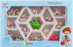 Set plastičnih perlica u kutijici za djecu