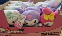 Plišana figurica HELLO KITTY i prijatelji 15 cm