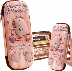 Prijenosna školska pernica Kapibara na romobilu 23 cm