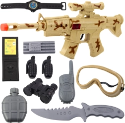 Vojni set s puškom i priborom, zvuk pucnja, pješčana kamuflaža