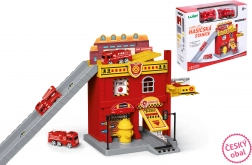 Vatrogasna postaja s autima i dizalom, češko pakiranje