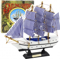 Dekorativni model jedrilice bijelo-plave boje 18x17 cm