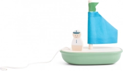 Drvena jedrilica za djecu s kapetanom