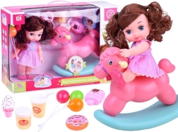 Lutka u ružičastoj haljini s točkicama s konjićem za ljuljanje i dodacima