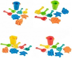 set za pijesak s kantom, alatima i kalupima