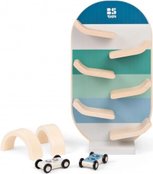 drvena autostaza s autićima i lukovima