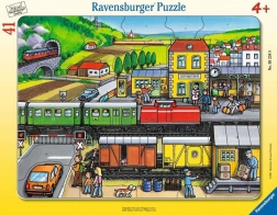 Ravensburger puzzle Na kolodvoru 41 dijelova