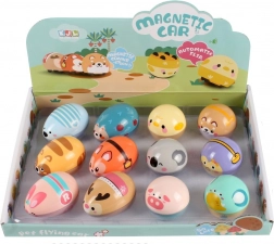 Životinjica na kotačima s navijajućim pogonom