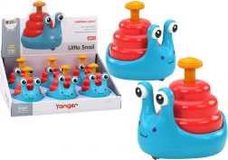 Sretan puž na kotačima na konjiću plavi i crveni