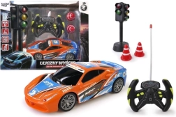 R/C auto s priborom