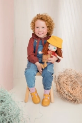 Lilliputiens lutka Lea s torbicom