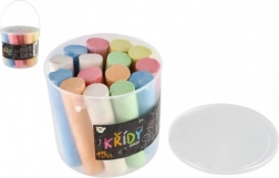 Šarene kreda za pločnik u kantići