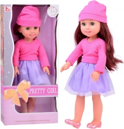 Elegantna modna lutka s realističnim dodacima