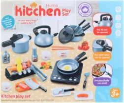 Set posuđa s kuhačem