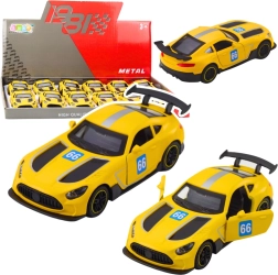 Metalni trkaći autić 1:43 s mehanizmom na navijanje i otvarajućim vratima – žuti