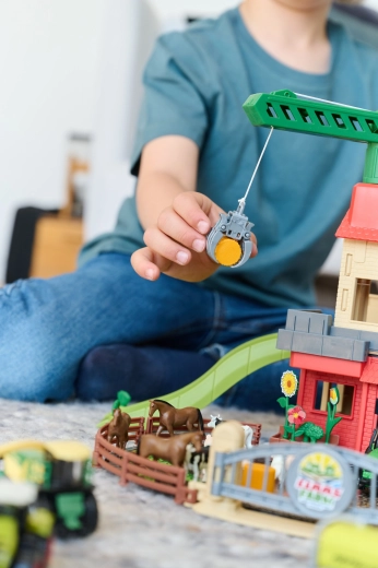 Funkcionalna dizalica s koloturom za podizanje tereta