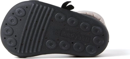 Non-slip, flexible sole for confident first steps