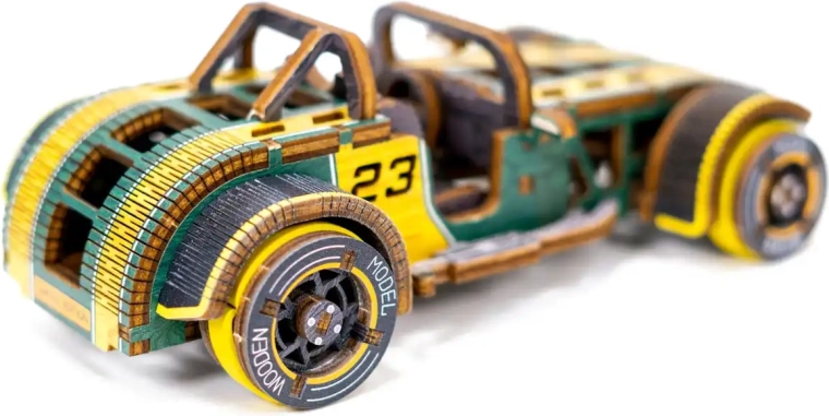 Poklon-kutijica od drveta sa stalkom