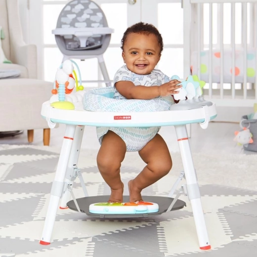 Rotating seat and play from every angle