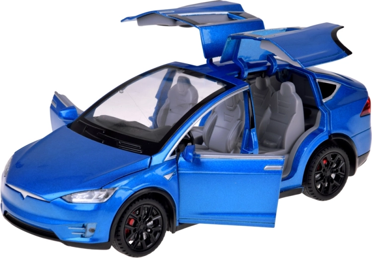 Opening doors and luggage compartment