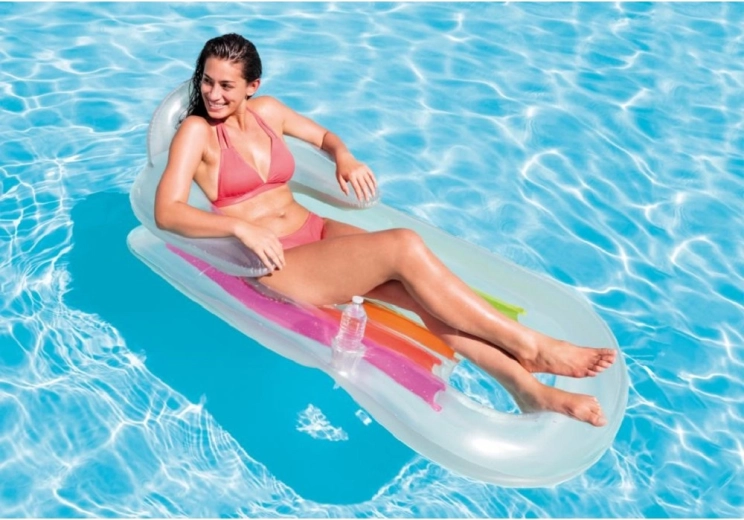 Ugrađeni držač napitaka za vaše osvježenje