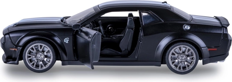 Opening doors and interior