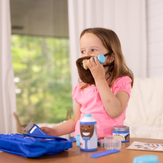 Zabavna pričvrstiva brada za uloge