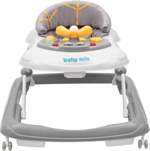 Tih i nježan pokret po podu