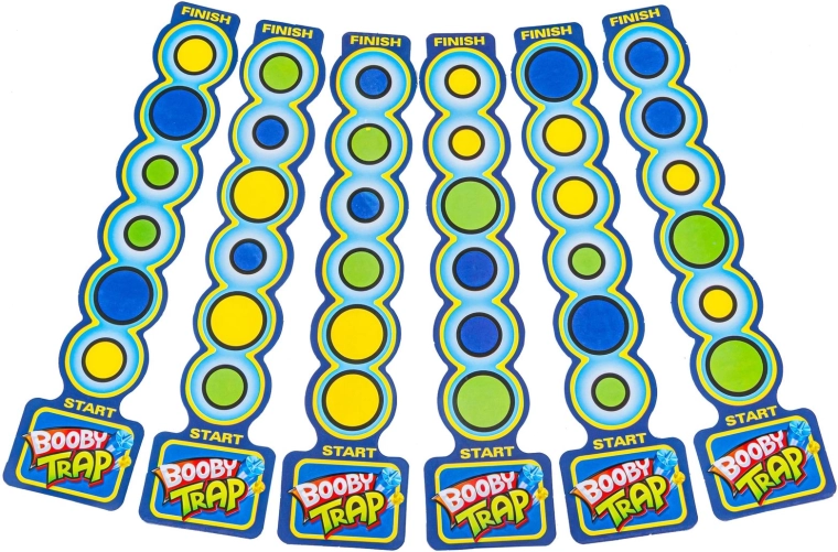 Card-based gameplay – color and size matter