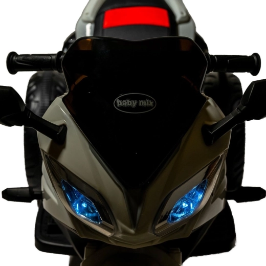 LED svjetla i stabilna trokolna konstrukcija