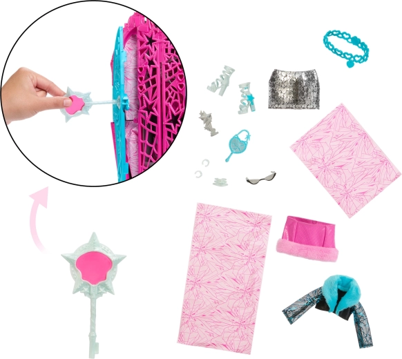 More than 20 fashion accessories