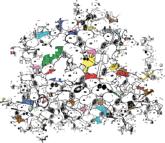 Colorful PEANUTS world full of details