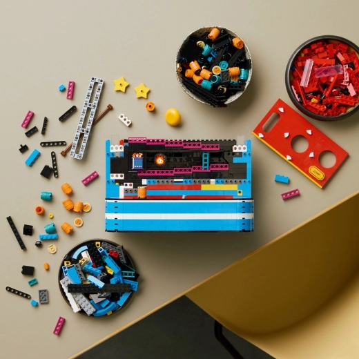1367 dijelova i pametno slaganje uz LEGO Builder