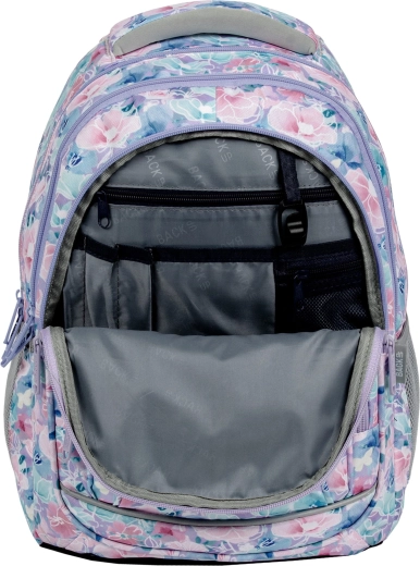 Spacious backpack with a smart organizer