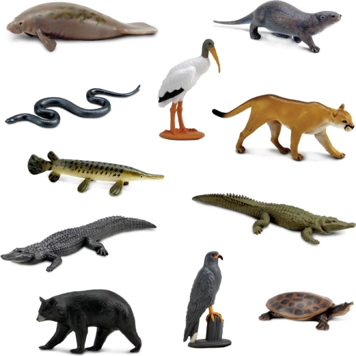11 mini animal figurines from the Everglades