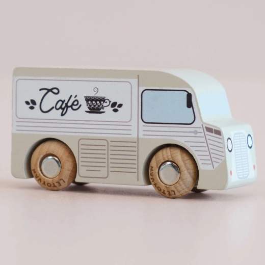 Le Toy Van drveni autić GT65 Coco – klasični van za kavu