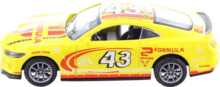 Sportski dizajn s realističnim detaljima