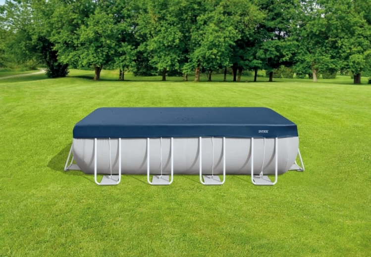 Secure attachment to the pool frame