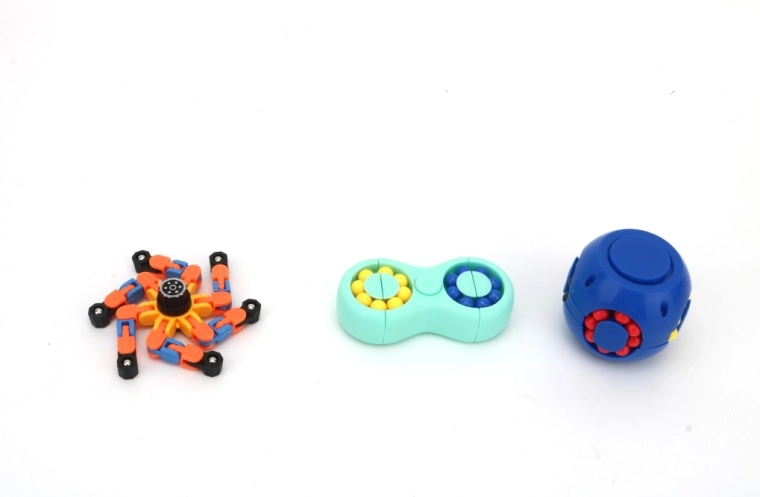 Brain puzzle logičke zagonetke zmija, kocka i kugličasti - 1 komad