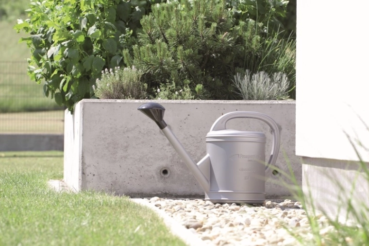 Ergonomski oblik za udobno nošenje i izlijevanje